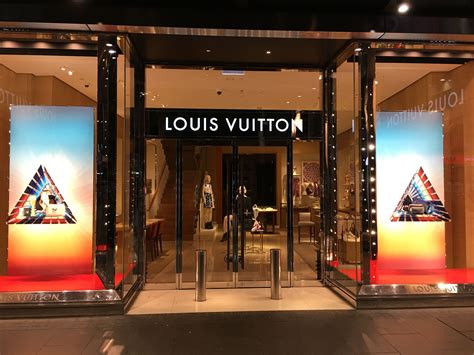 louis vuitton auckland queen street photos